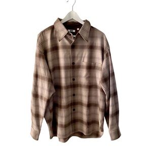 Uniqlo Men’s Plaid Button Up Shirt Brown Tan Long Sleeves Size Medium